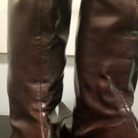 Boots - Picture 9 of 10